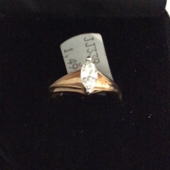 🌟HOST PICK 🌟 NWT STUNNING 14k GOLD & GENUINE DIAMOND RING UNWORN MSRP 2,950 - Picture 2 of 5